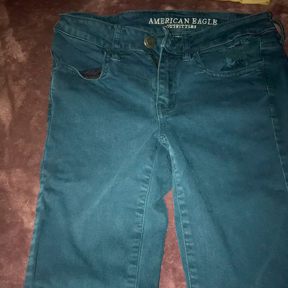 Distressed American eagle super stretch regular size 2 jegging distressed